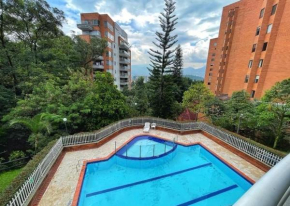 Cozy El Poblado 5 min from Provenza